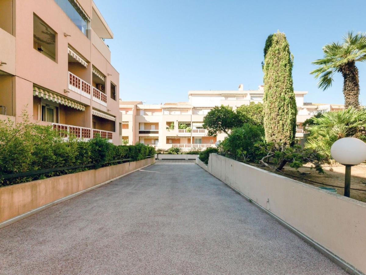 Apartment Regina-14 By Interhome Sainte-Maxime Bagian luar foto